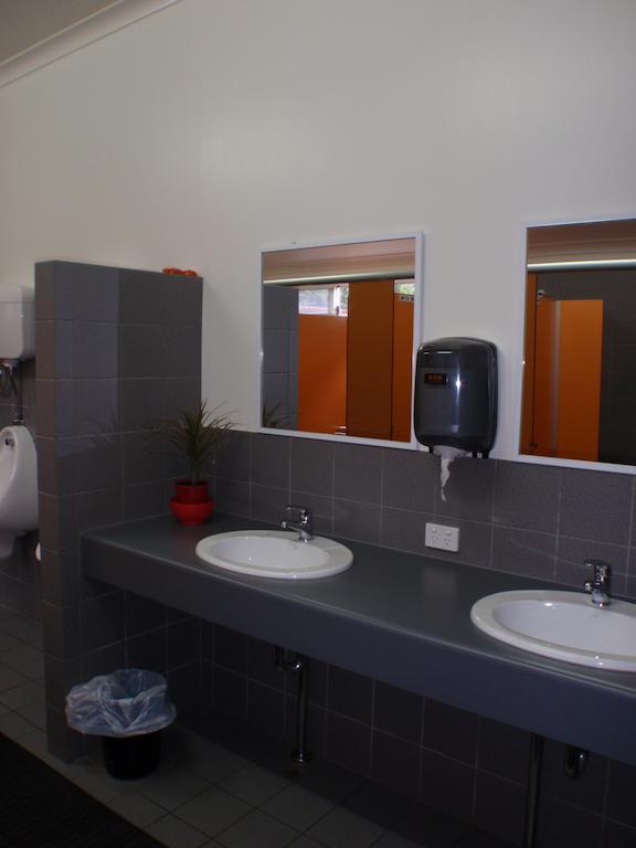 Margaret River Backpackers Yha Hostel Екстериор снимка