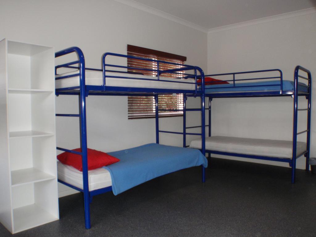 Margaret River Backpackers Yha Hostel Стая снимка