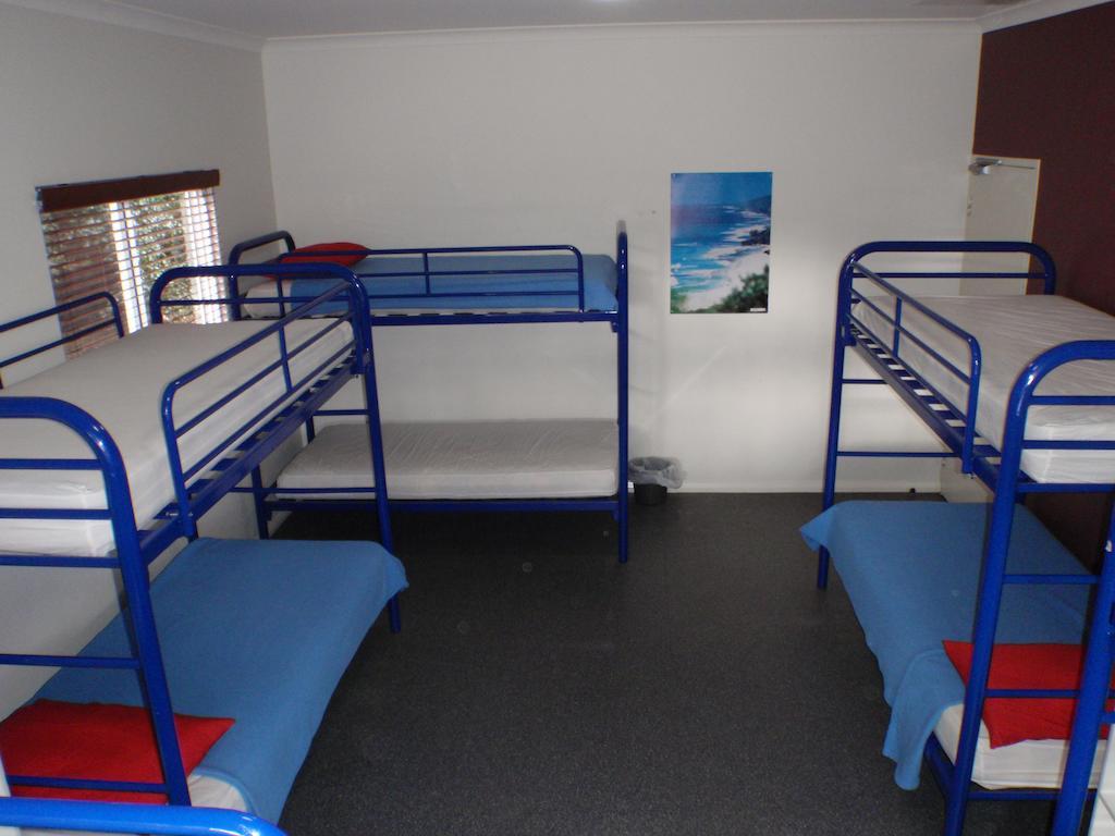 Margaret River Backpackers Yha Hostel Стая снимка