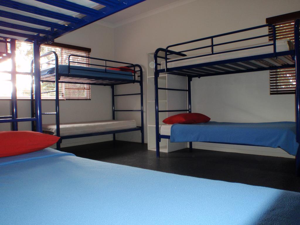 Margaret River Backpackers Yha Hostel Стая снимка