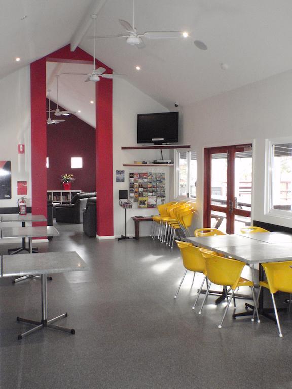 Margaret River Backpackers Yha Hostel Екстериор снимка